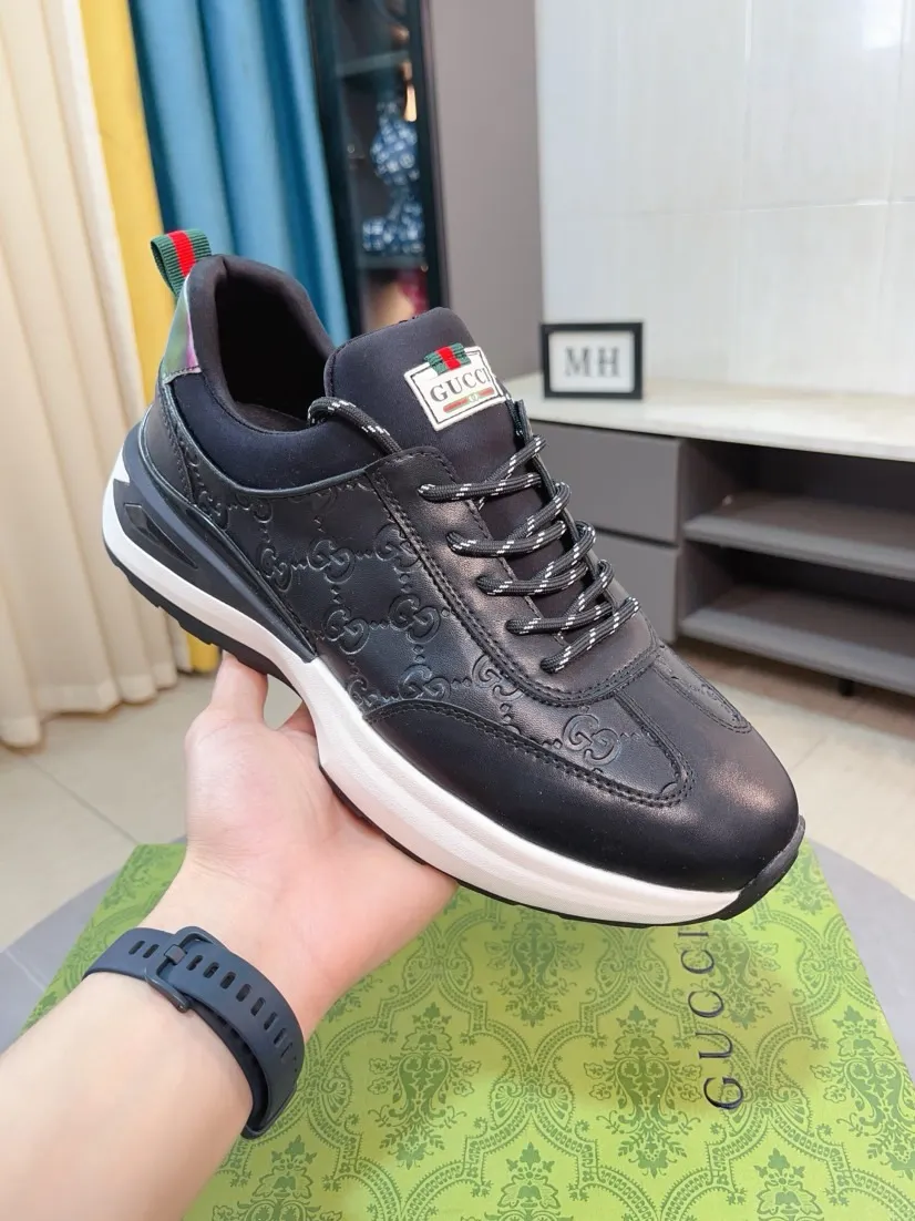 Factory price 458🌹🌹GUCCI [Gucci] New high-end brand of men's shoes, the latest fashionable casual men's shoes, trendy and versatile style, relaxed and sporty style, uppers imported from Italy, first-layer cowhide, genuine leather lining and ultra-fine workmanship. Original personalized fashionable rubber wear-resistant outsole, light and comfortable on the foot, size 38-44